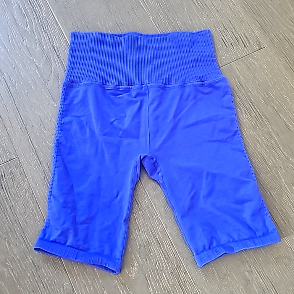 Movement by FP shorts